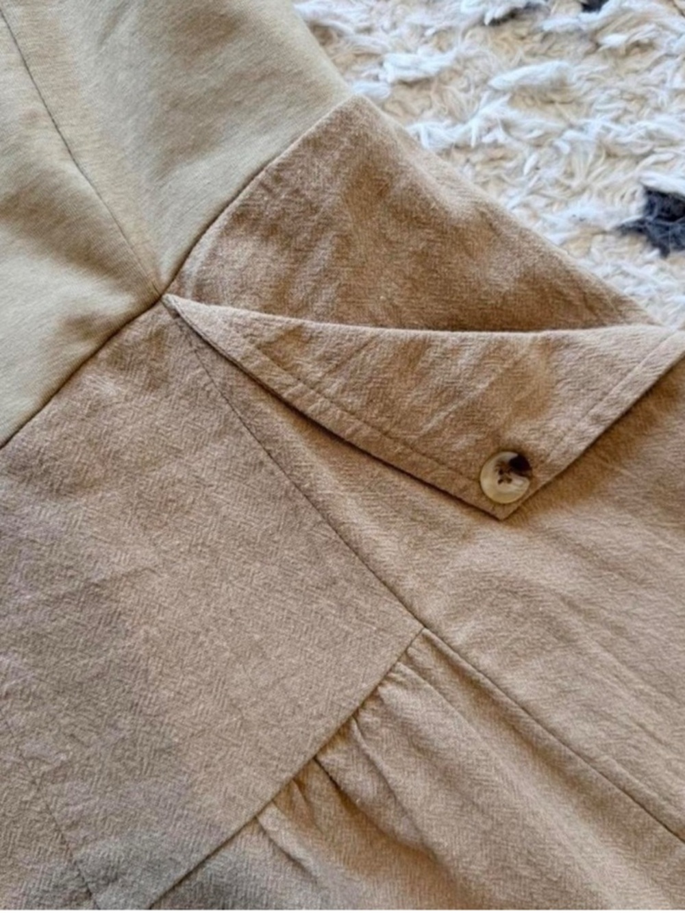 FREE PEOPLE Soledad Midi
Dress Khaki Tan Beige Sz Medium TRUE TO SIZE - Picture 3 of 10